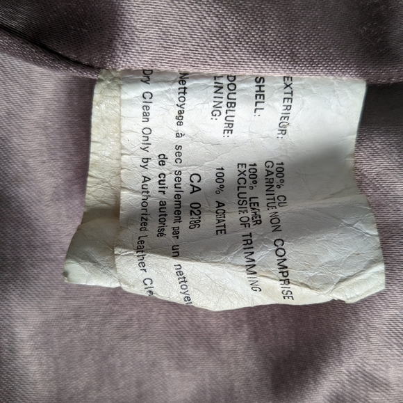 Vintage Men's Leather Bomber Style Jacket, by Cordovan Montreal - Picture 12 of 16